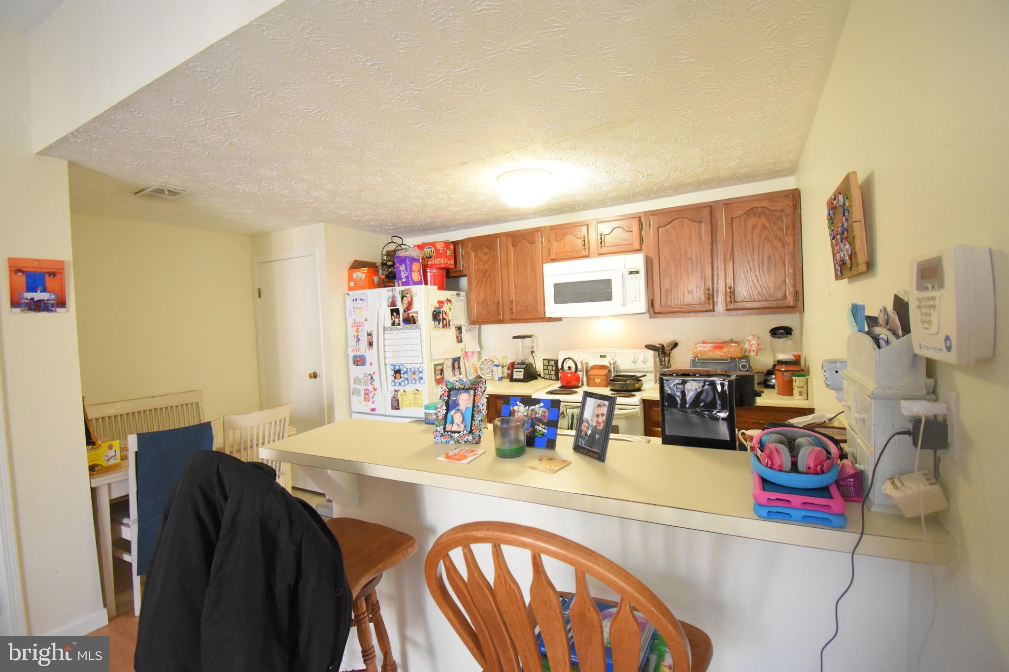 VILLAGE OF HICKORY RIDGE - Residential Lease