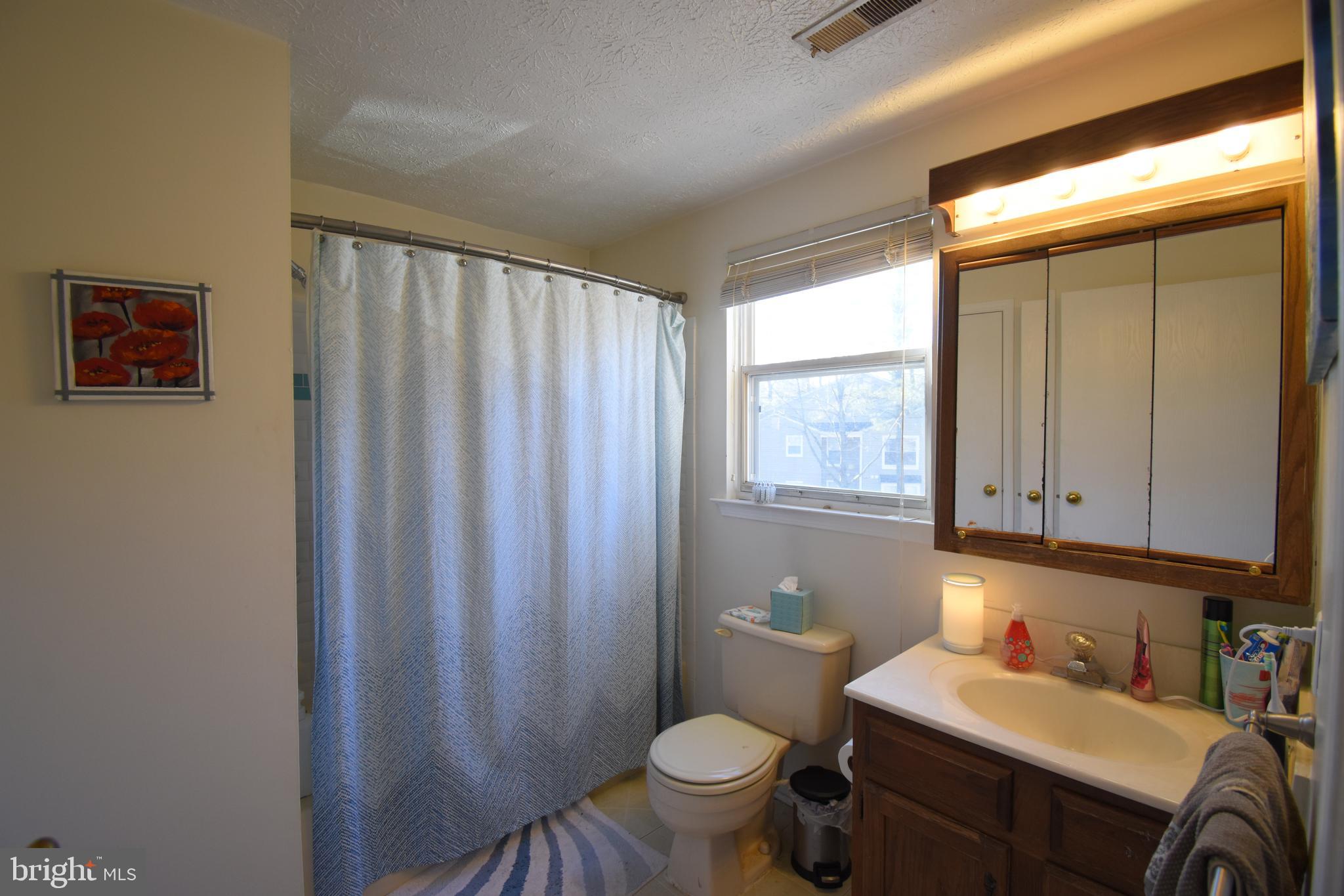 VILLAGE OF HICKORY RIDGE - Residential Lease