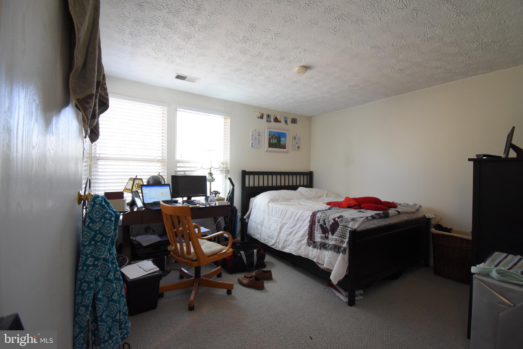 VILLAGE OF HICKORY RIDGE - Residential Lease