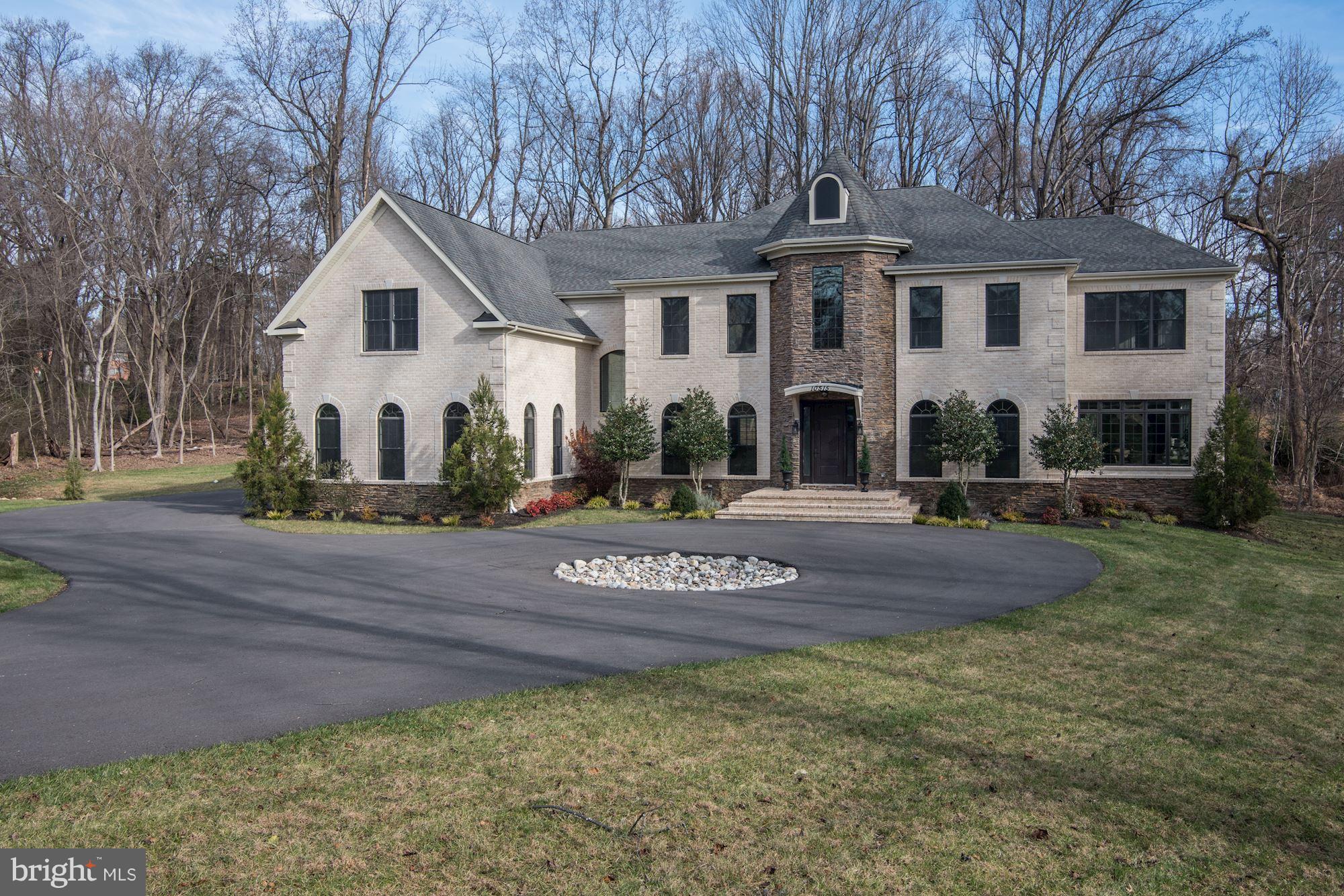 POTOMAC OUTSIDE - Residential