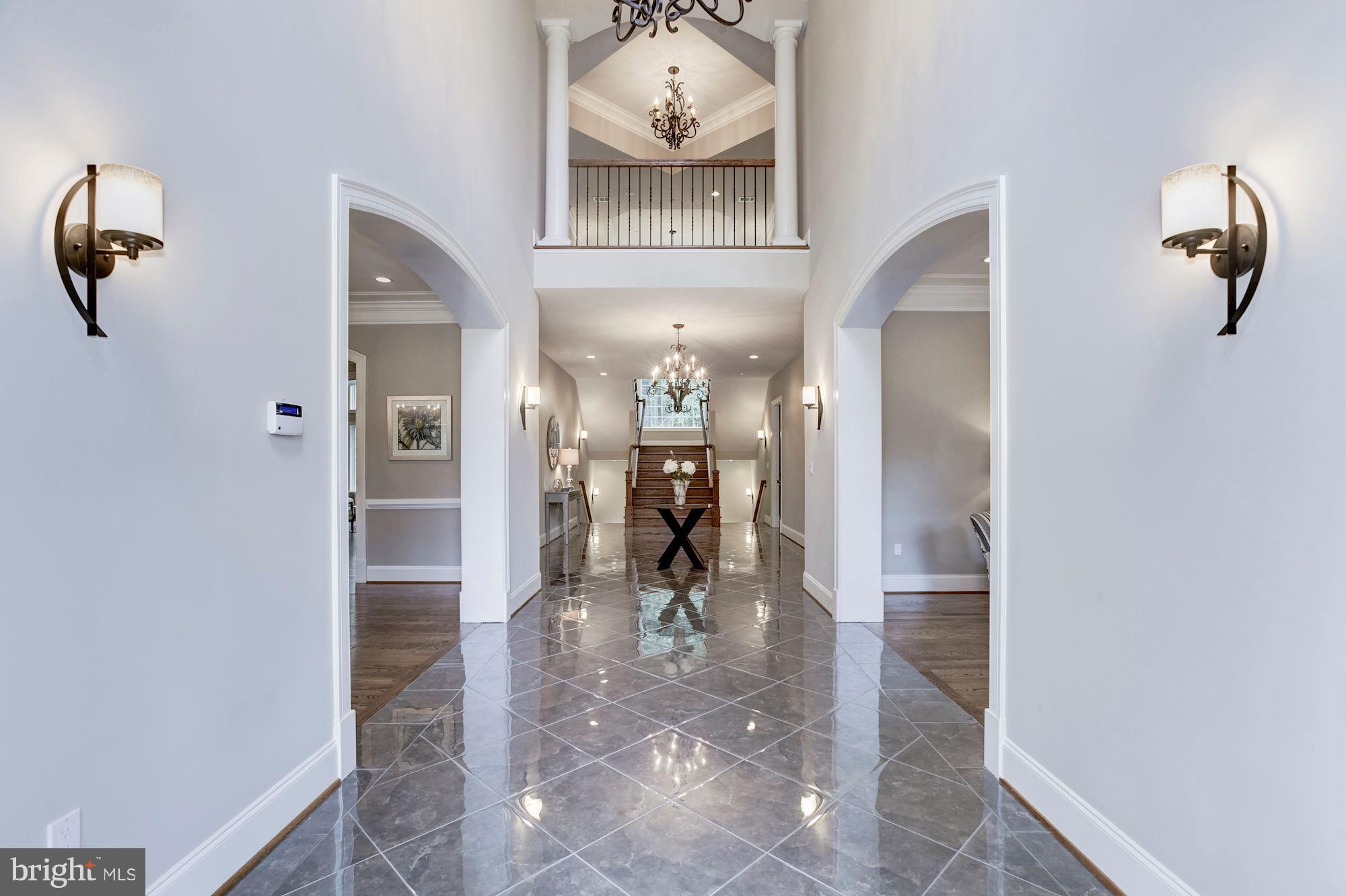 POTOMAC OUTSIDE - Residential