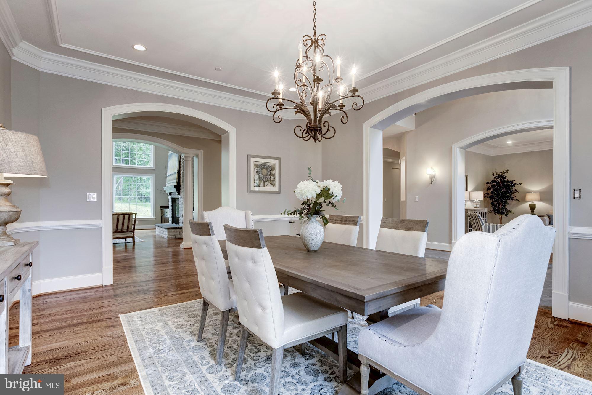 POTOMAC OUTSIDE - Residential