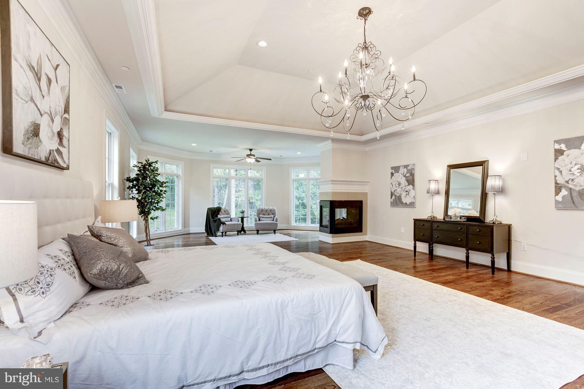 POTOMAC OUTSIDE - Residential