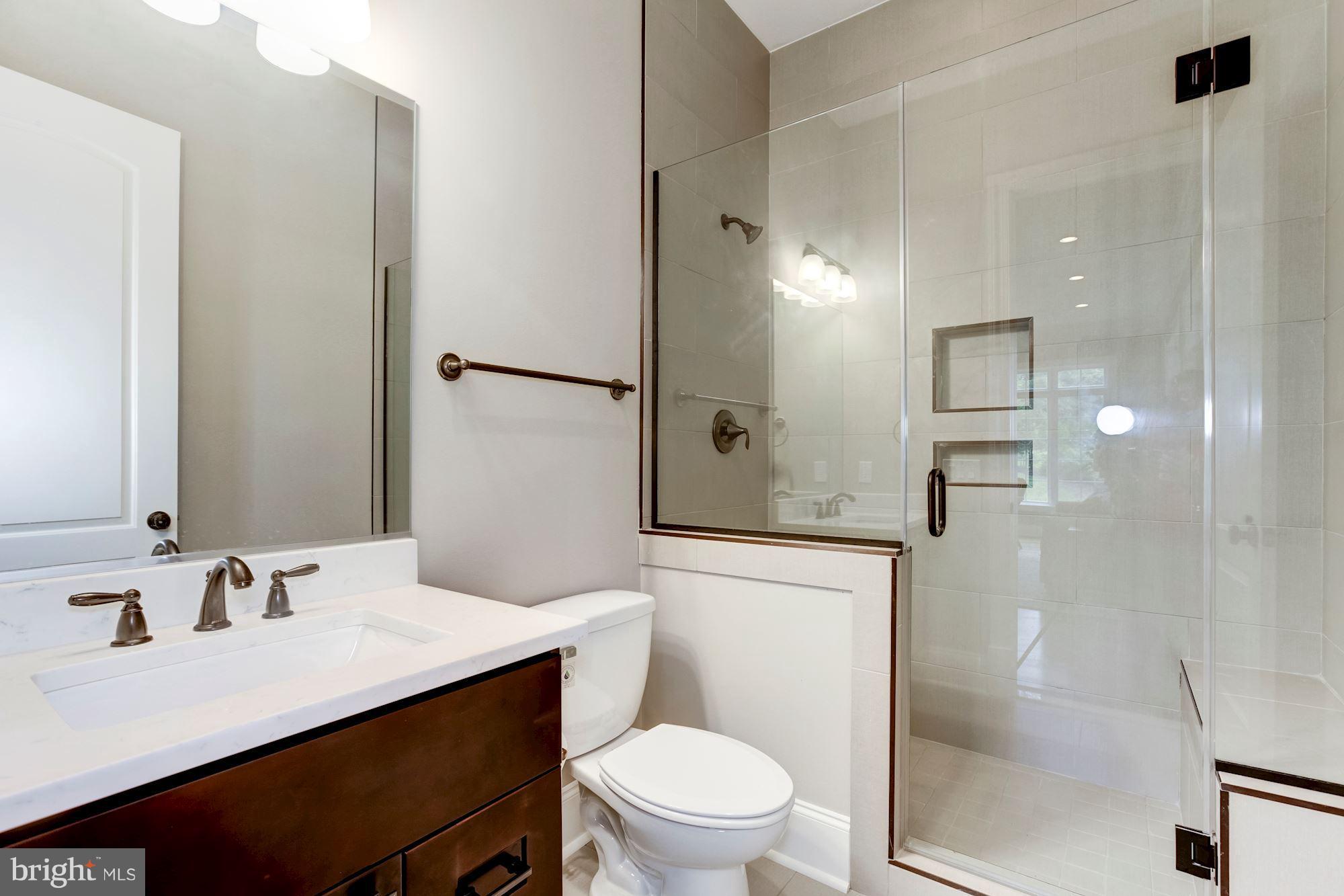 POTOMAC OUTSIDE - Residential