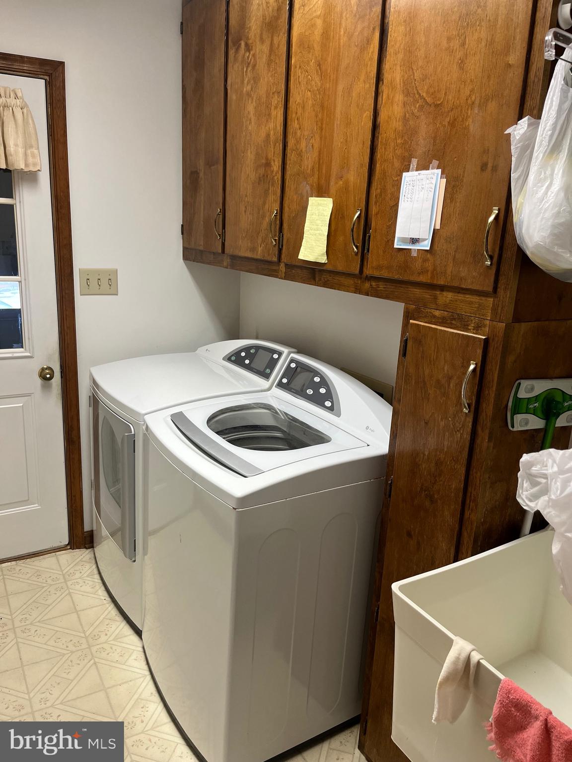 CHESAPEAKE HARBOR - Residential