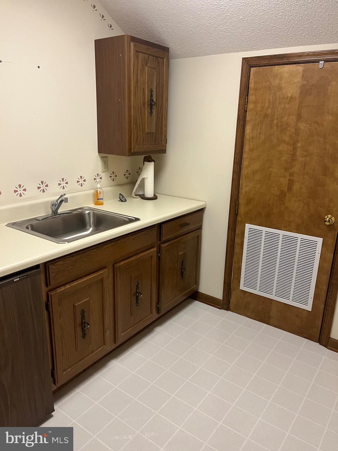 CHESAPEAKE HARBOR - Residential