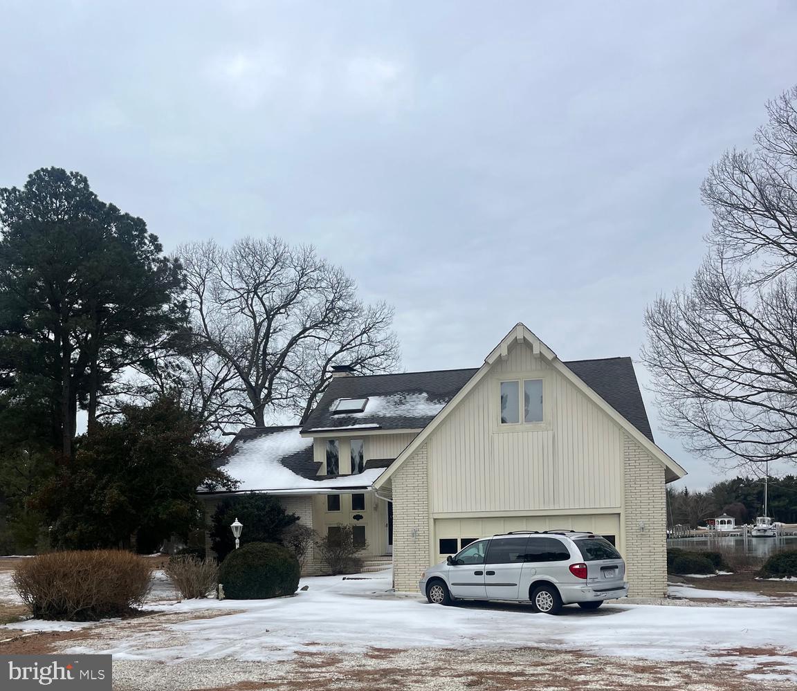 CHESAPEAKE HARBOR - Residential