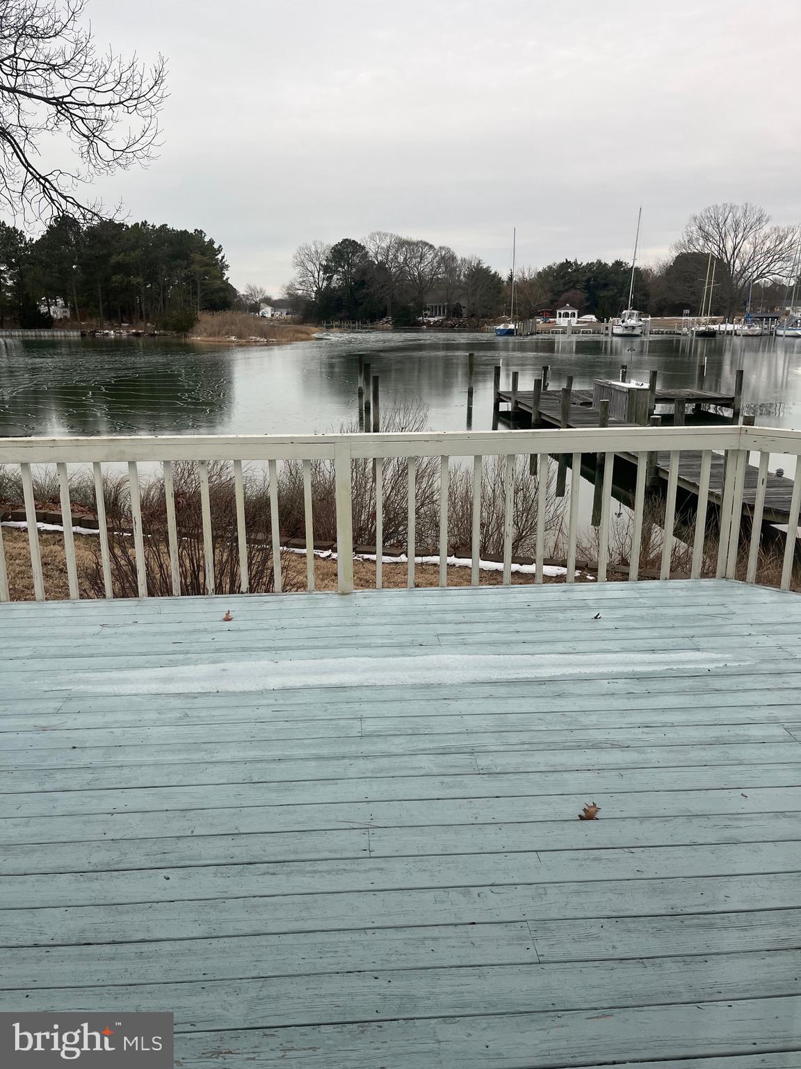 CHESAPEAKE HARBOR - Residential