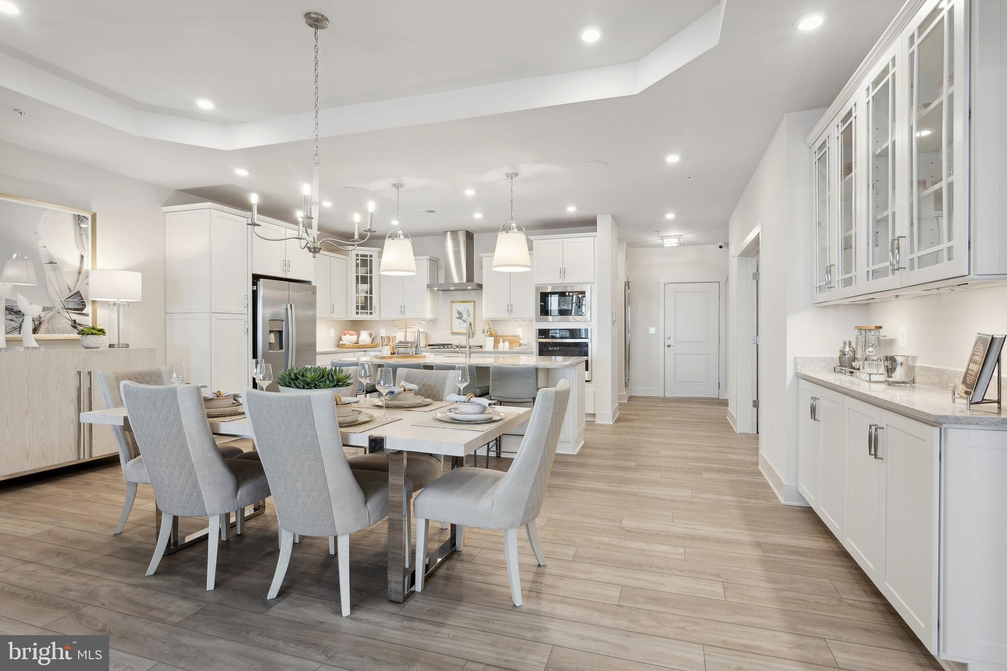 FOUR SEASONS AT KENT ISLAND - Residential