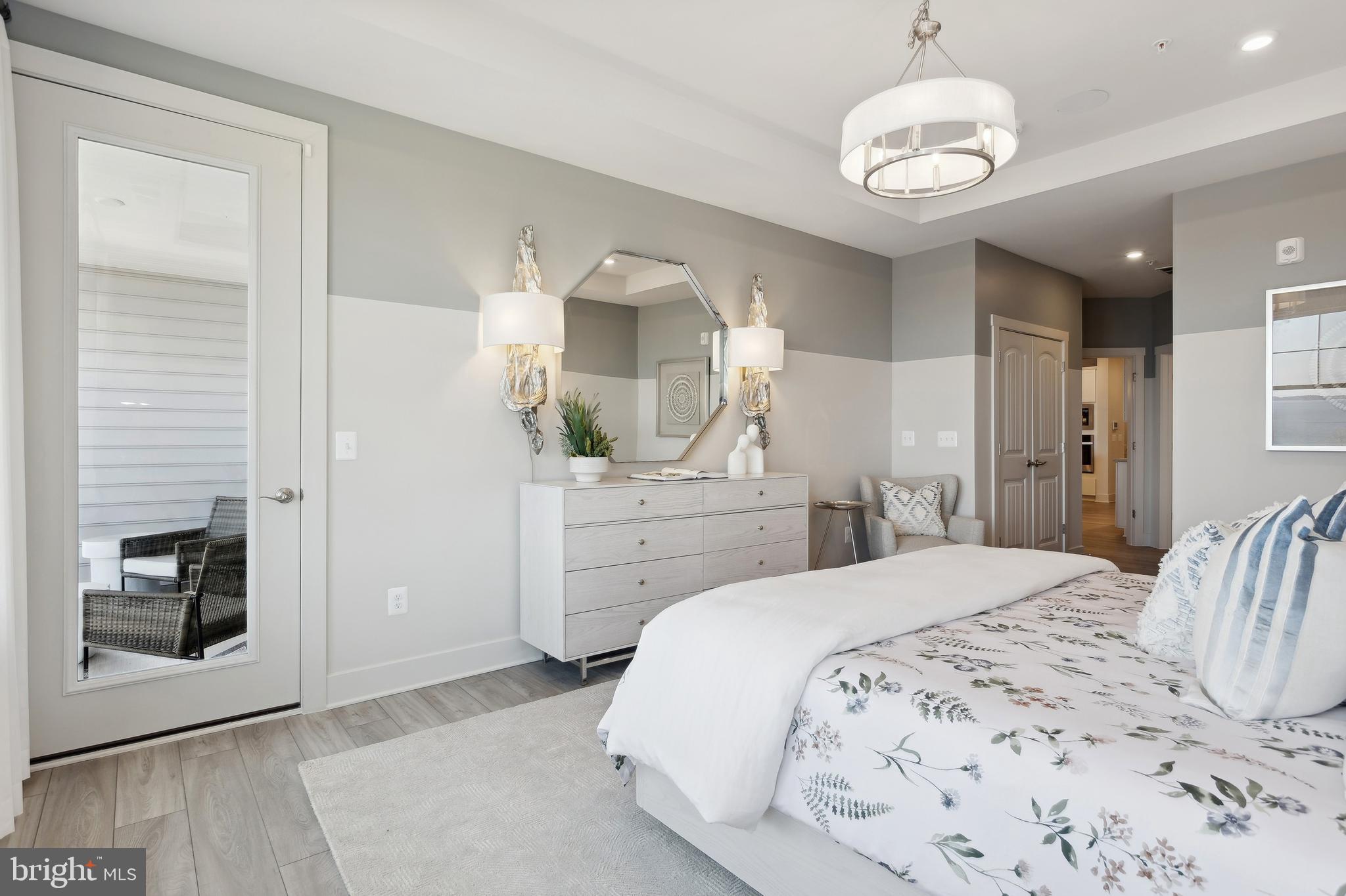 FOUR SEASONS AT KENT ISLAND - Residential