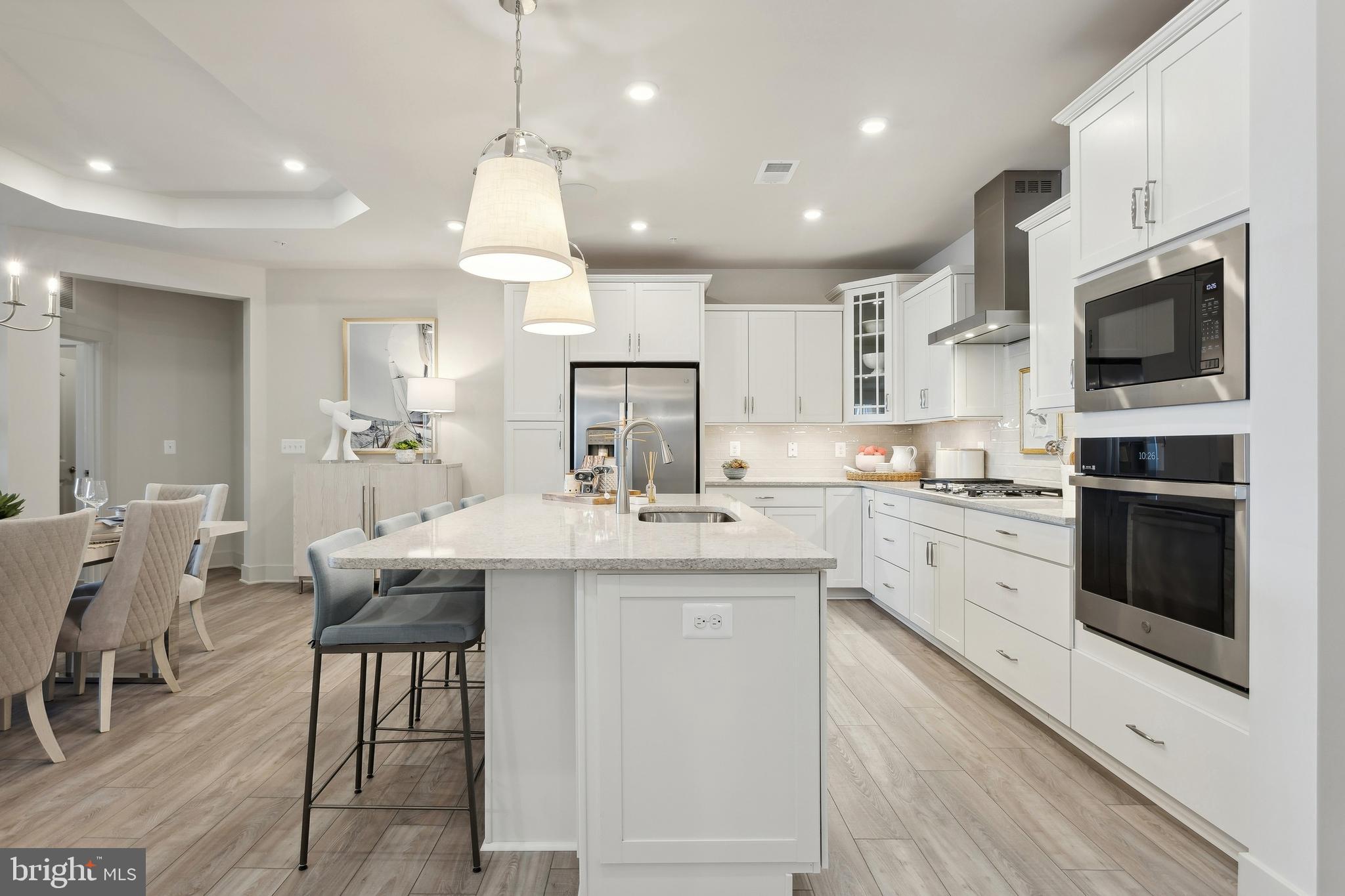 FOUR SEASONS AT KENT ISLAND - Residential