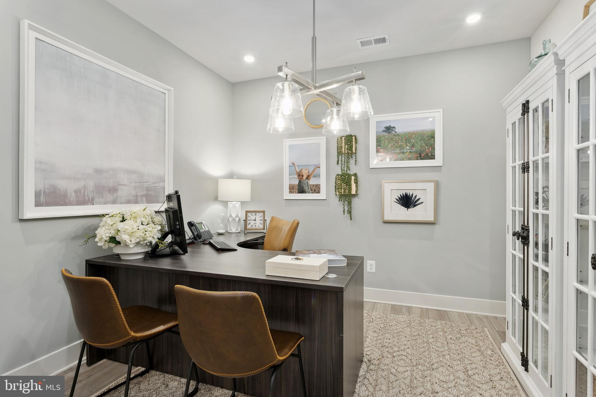 FOUR SEASONS AT KENT ISLAND - Residential