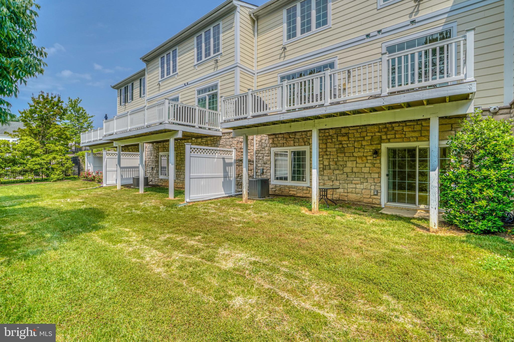 VILLAS AT SNOWDEN OVERLOOK - Residential