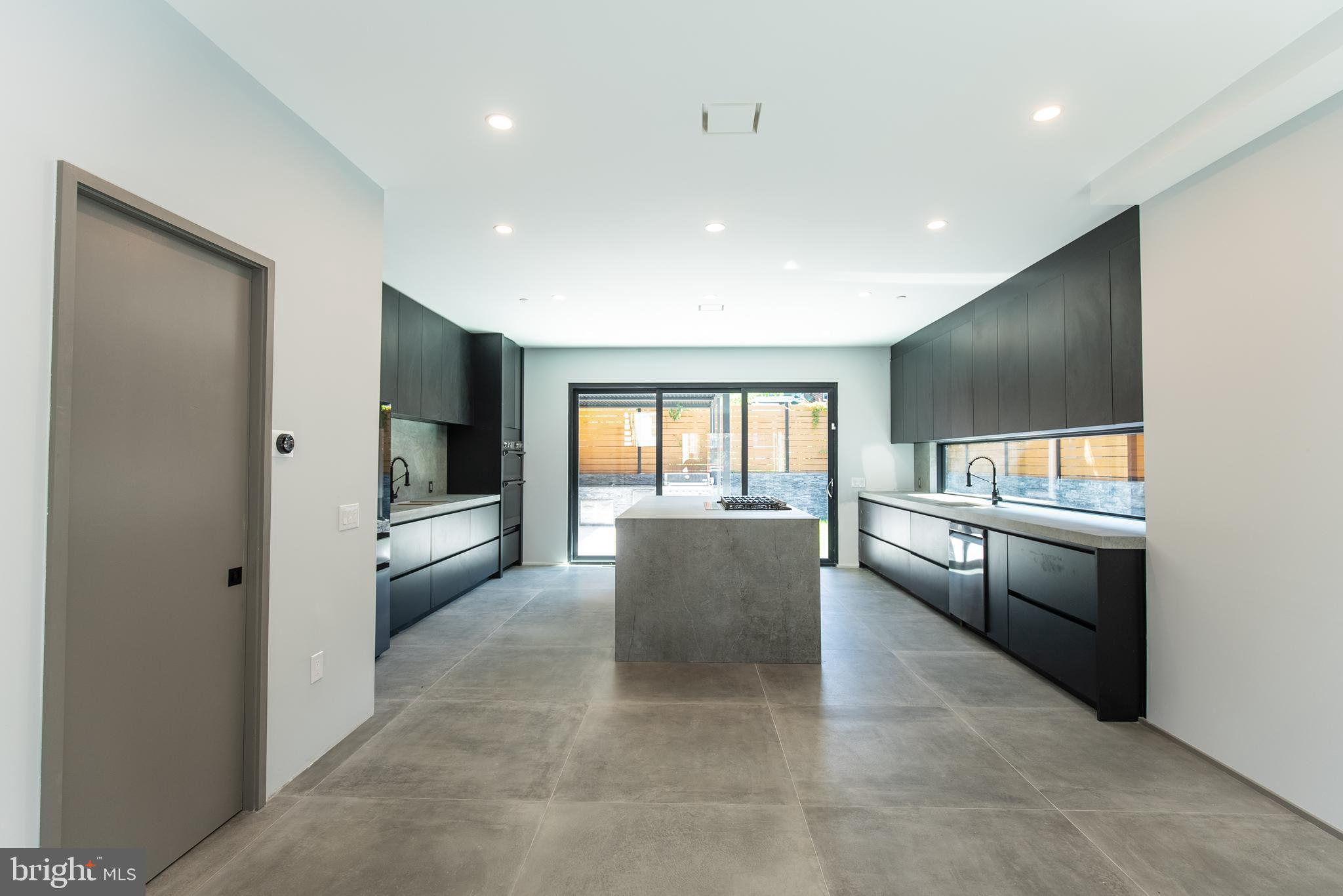 MANAYUNK - Residential