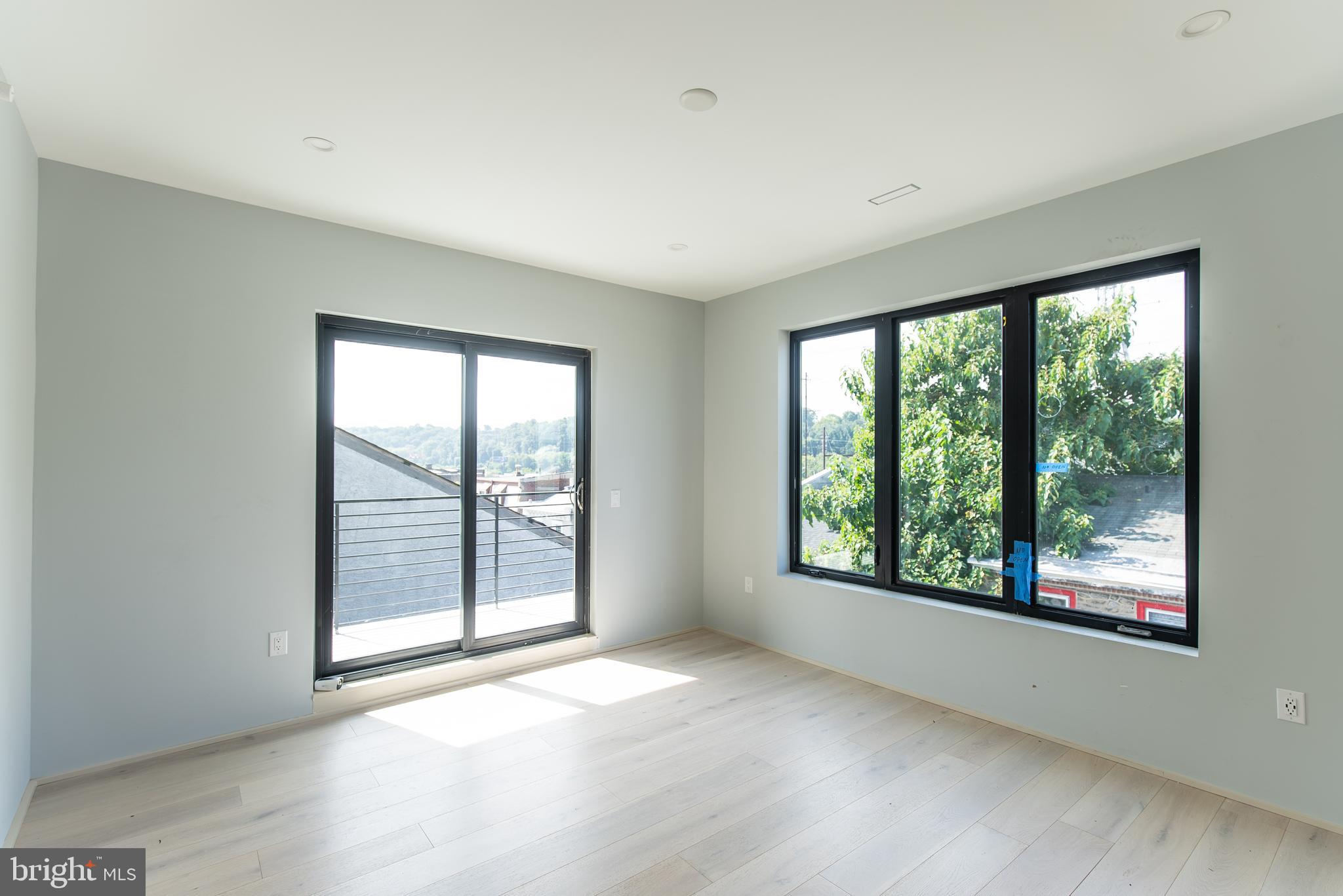 MANAYUNK - Residential