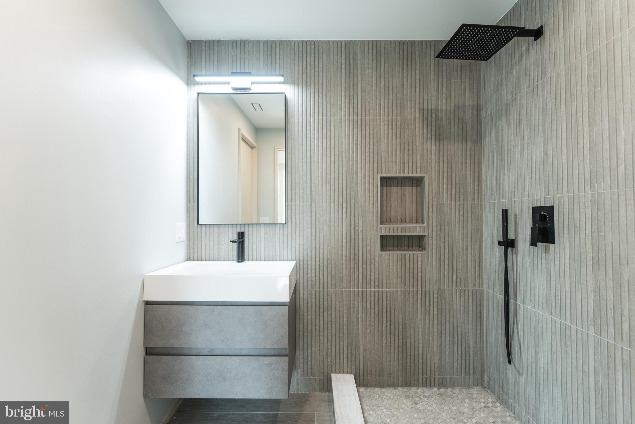 MANAYUNK - Residential
