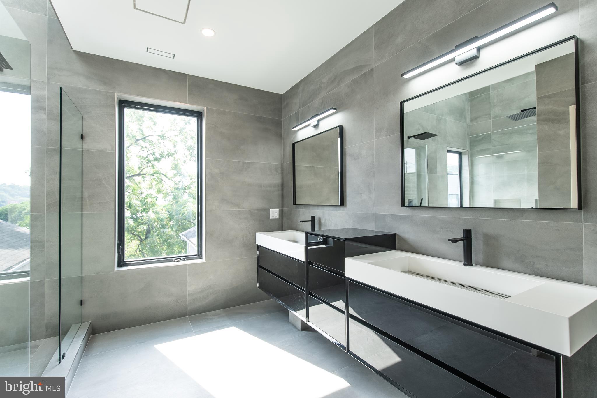 MANAYUNK - Residential