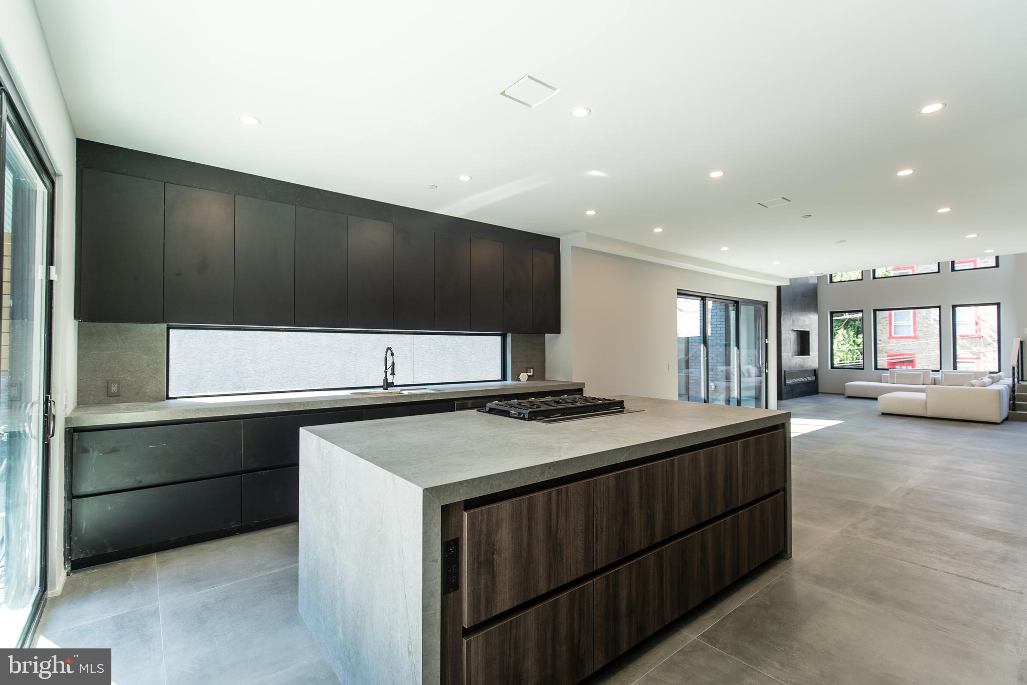 MANAYUNK - Residential