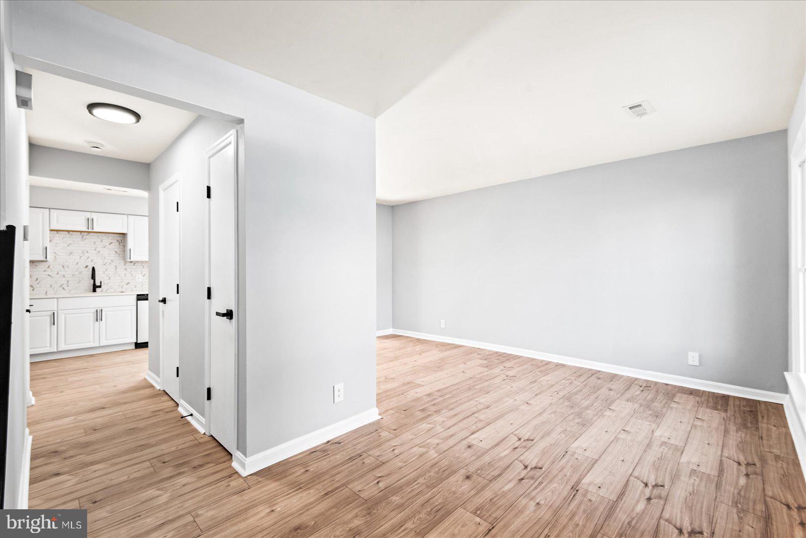 515 POWHATAN COURT 85