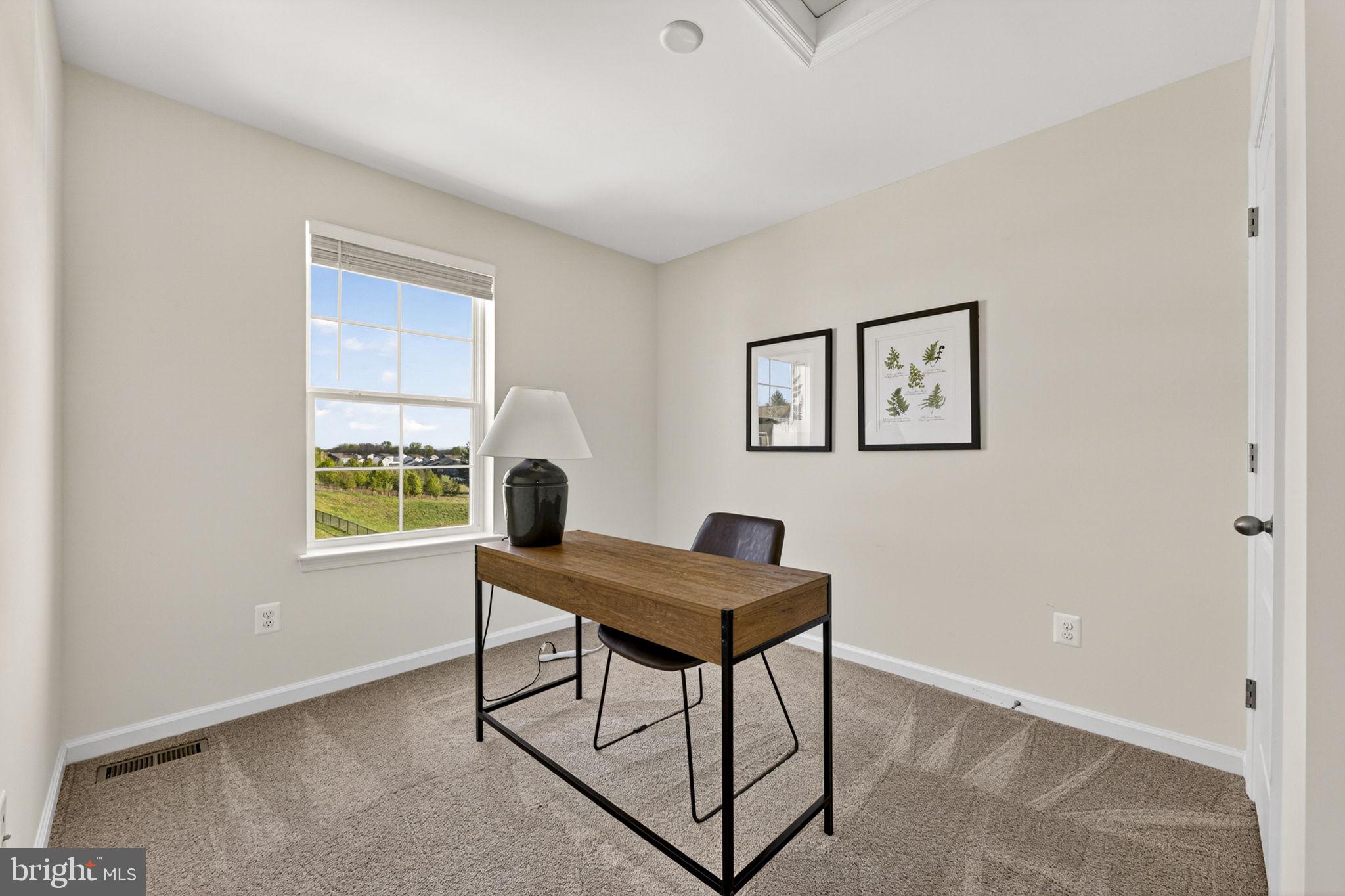 TOWNES AT TATE MANOR - Residential