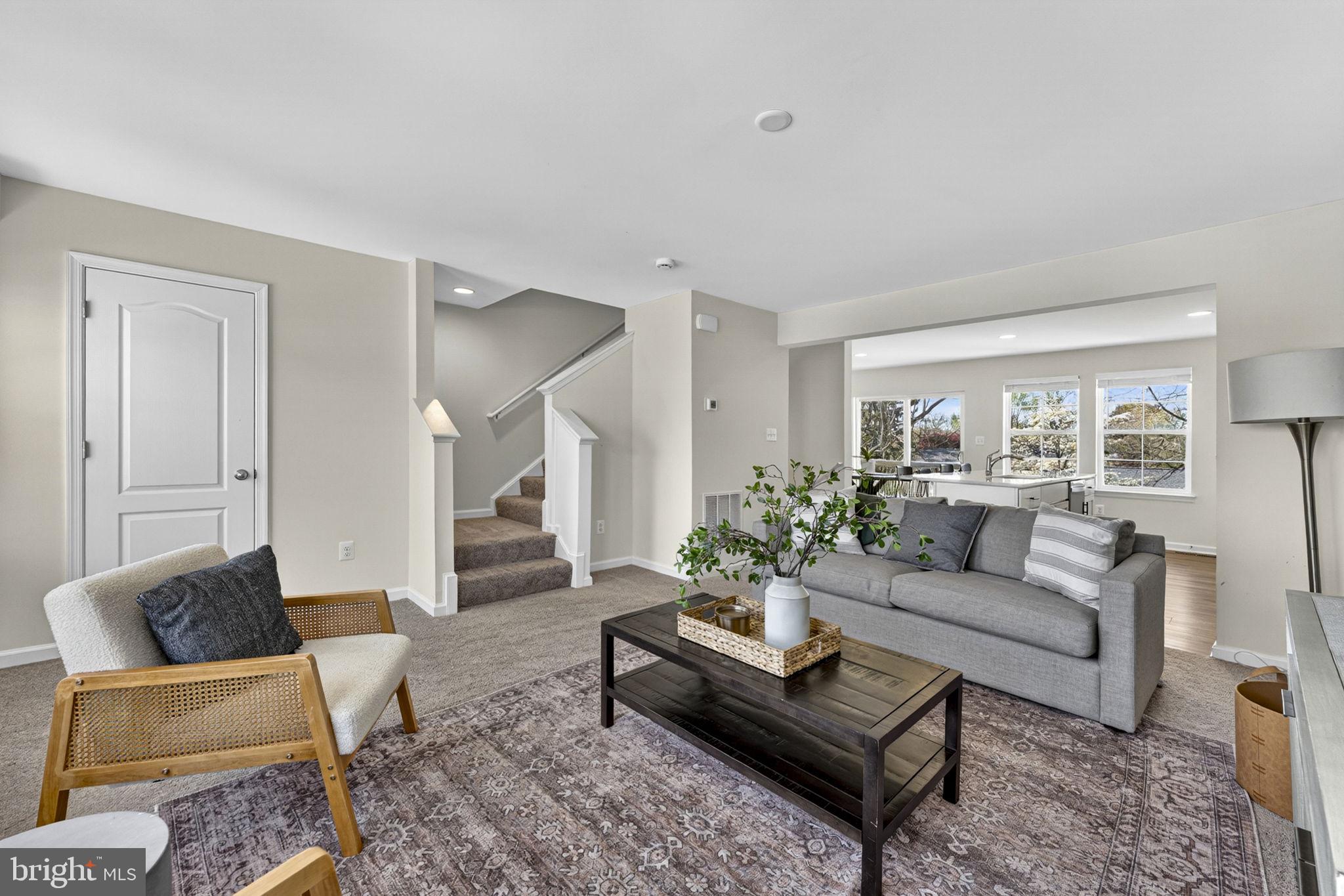 TOWNES AT TATE MANOR - Residential