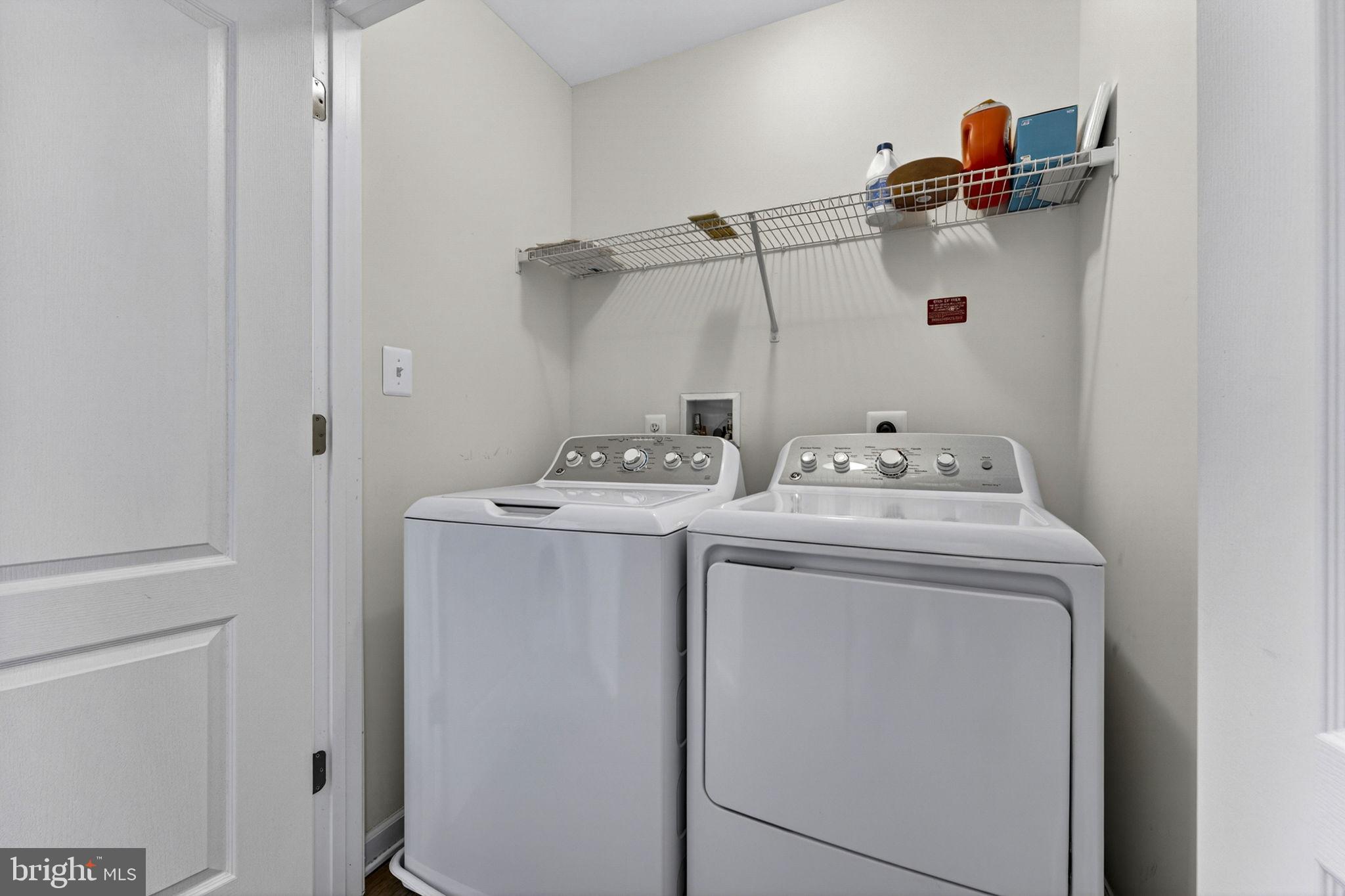 TOWNES AT TATE MANOR - Residential