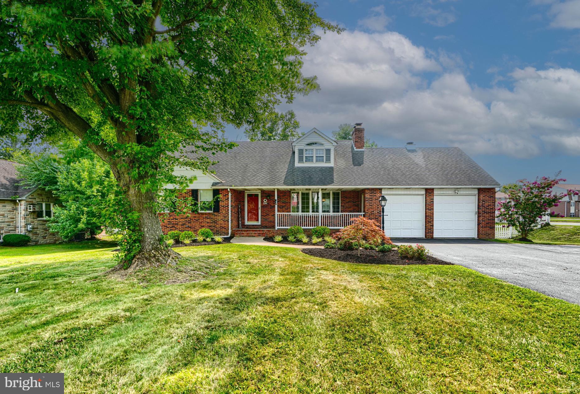 Welcome to this spacious all-brick home, full of charm and versatility. The modern kitchen features two full-size ovens—perfect for entertaining and holiday gatherings. The main level offers two generously sized bedrooms, with two more oversized bedrooms upstairs providing plenty of space for everyone. Enjoy the cozy wood-burning fireplace and a finished basement complete with a wet-dry bar—ideal for relaxing or hosting guests. An oversized attached garage adds convenience and ample storage. Step outside to a large covered patio overlooking a beautiful, expansive lot. No HOA!
This home is amazing!! 3D tour available. Come see the home to see for yourself.