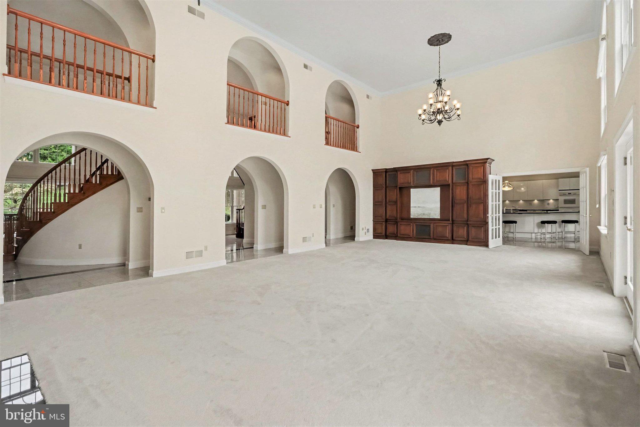 2390 FOREST HILLS DRIVE