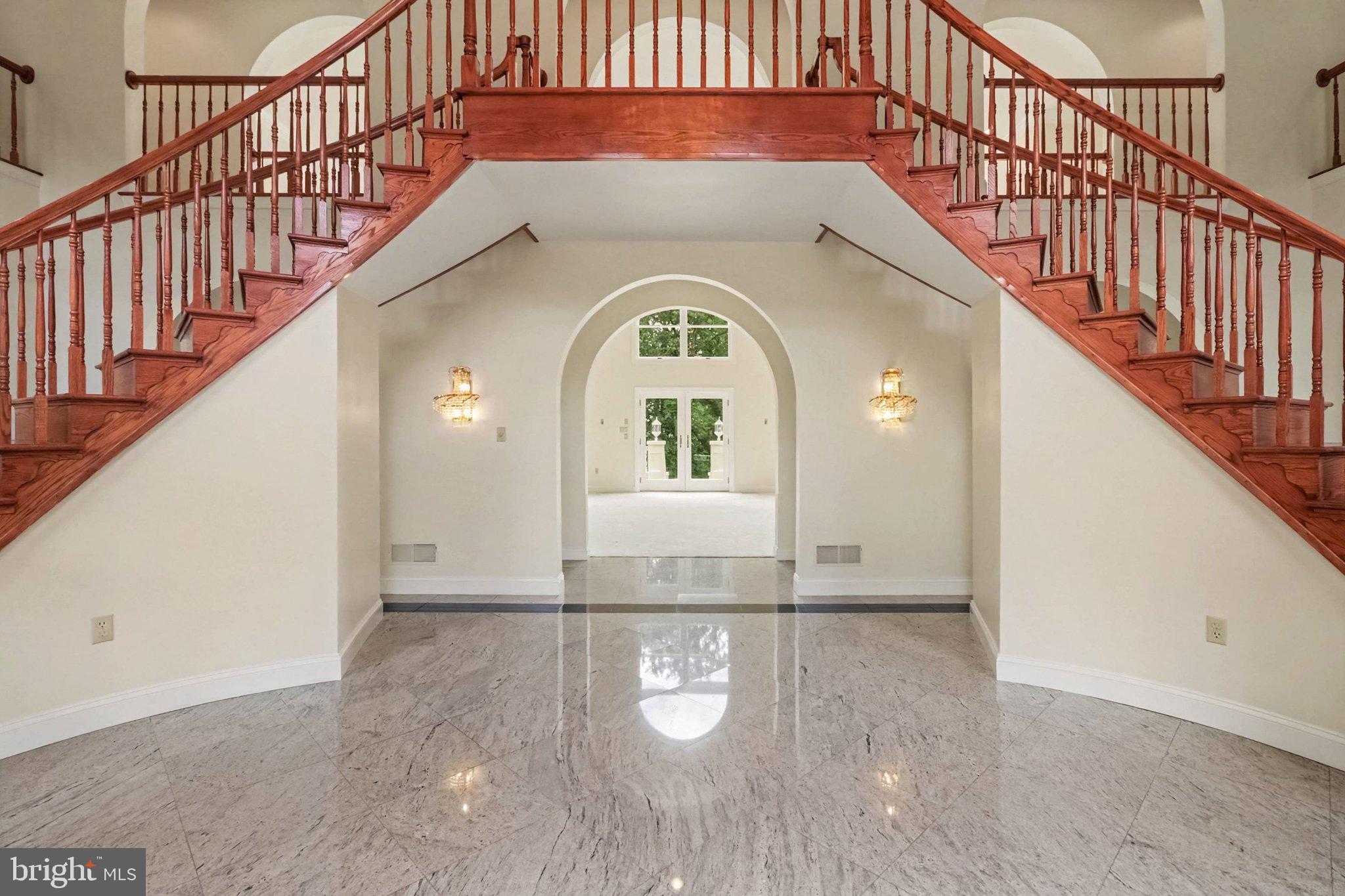 2390 FOREST HILLS DRIVE