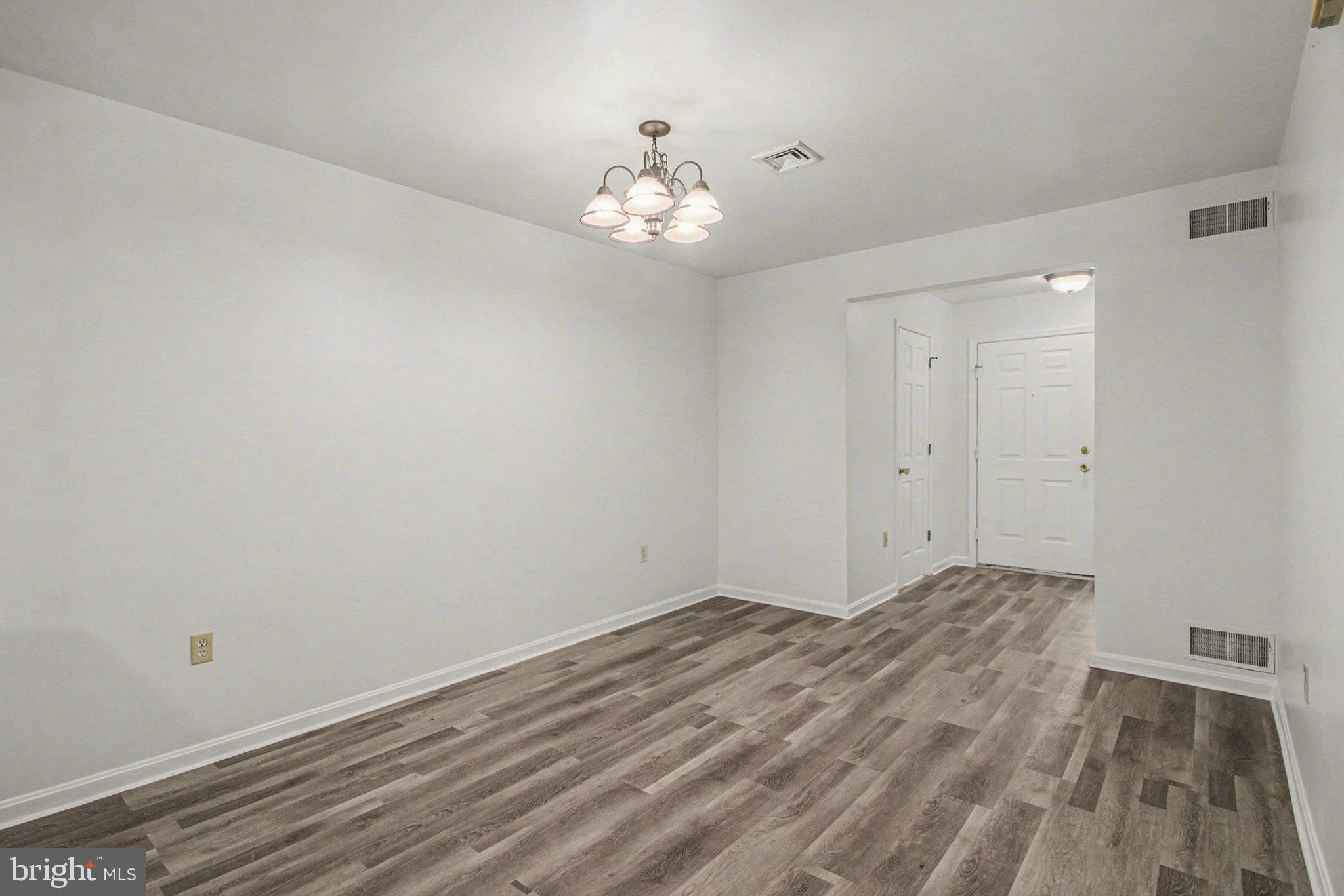 TOWNES AT SPRINGFORD - Residential Lease