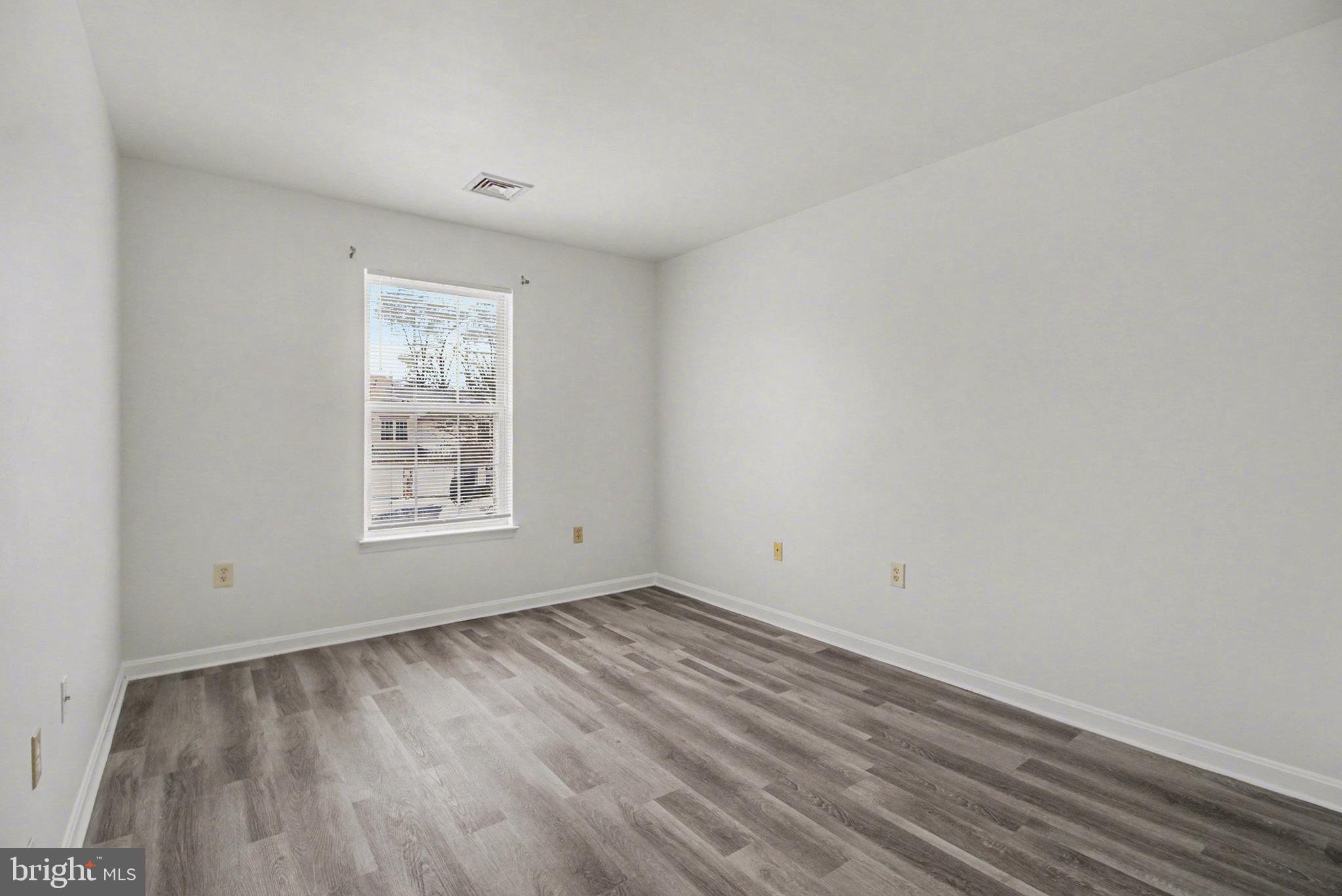 TOWNES AT SPRINGFORD - Residential Lease