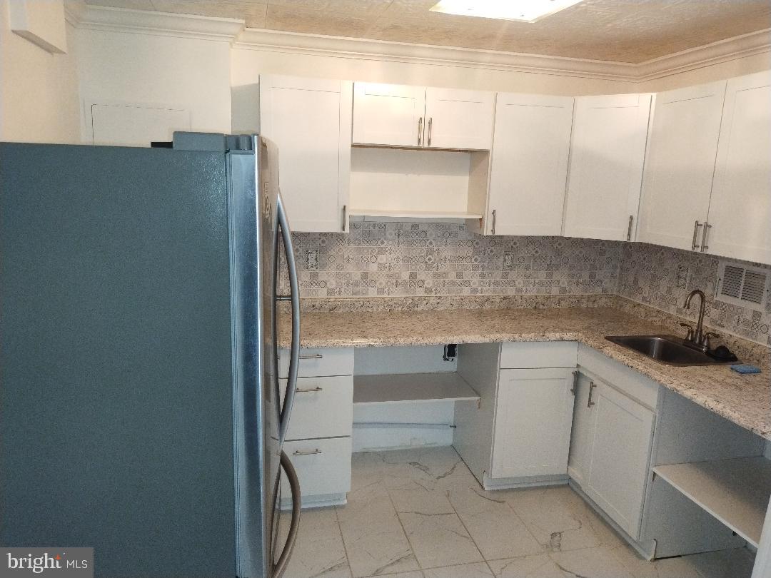 OLD FORT HILLS PLAT TWO - Residential Lease