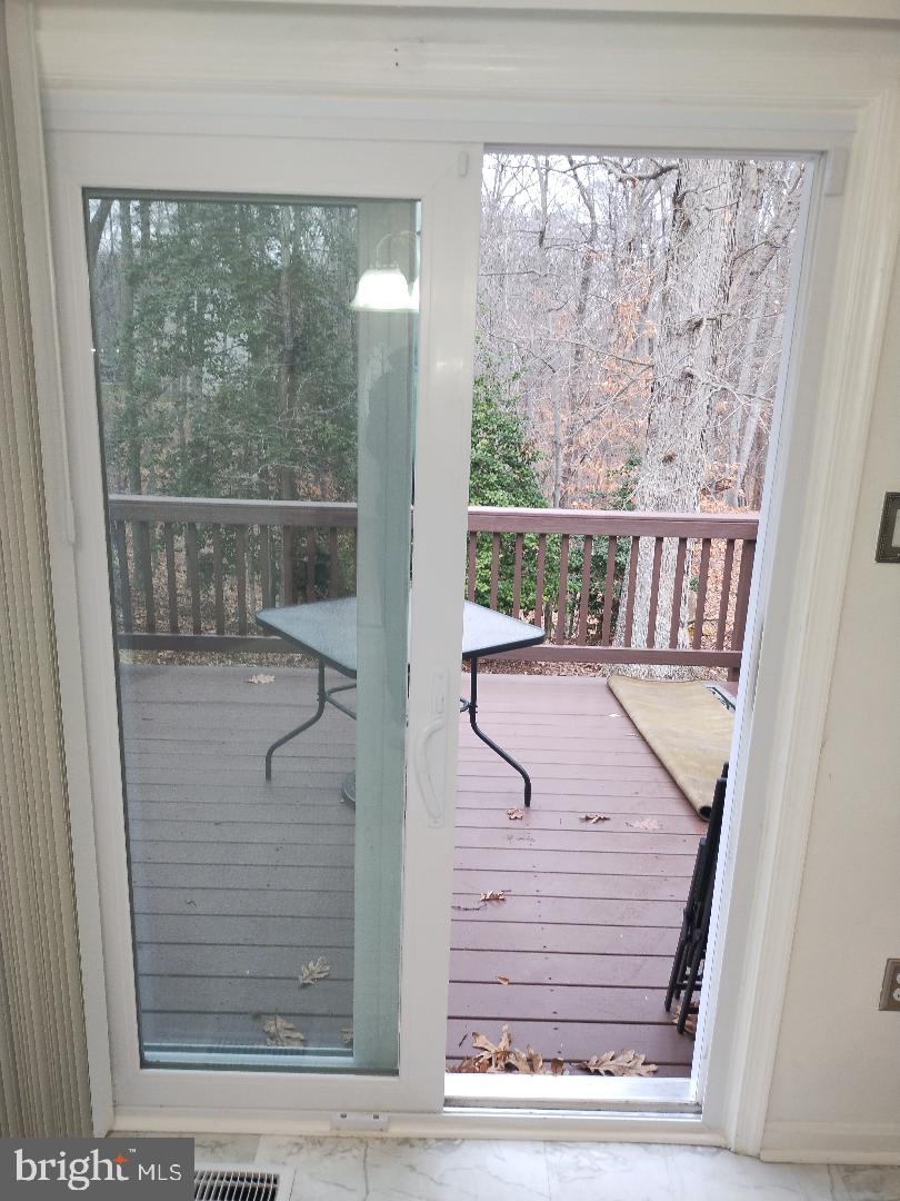 OLD FORT HILLS PLAT TWO - Residential Lease