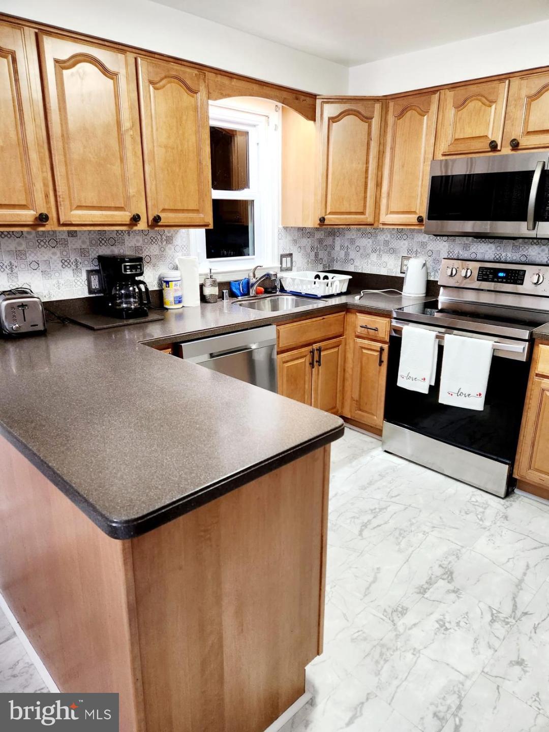 OLD FORT HILLS PLAT TWO - Residential Lease