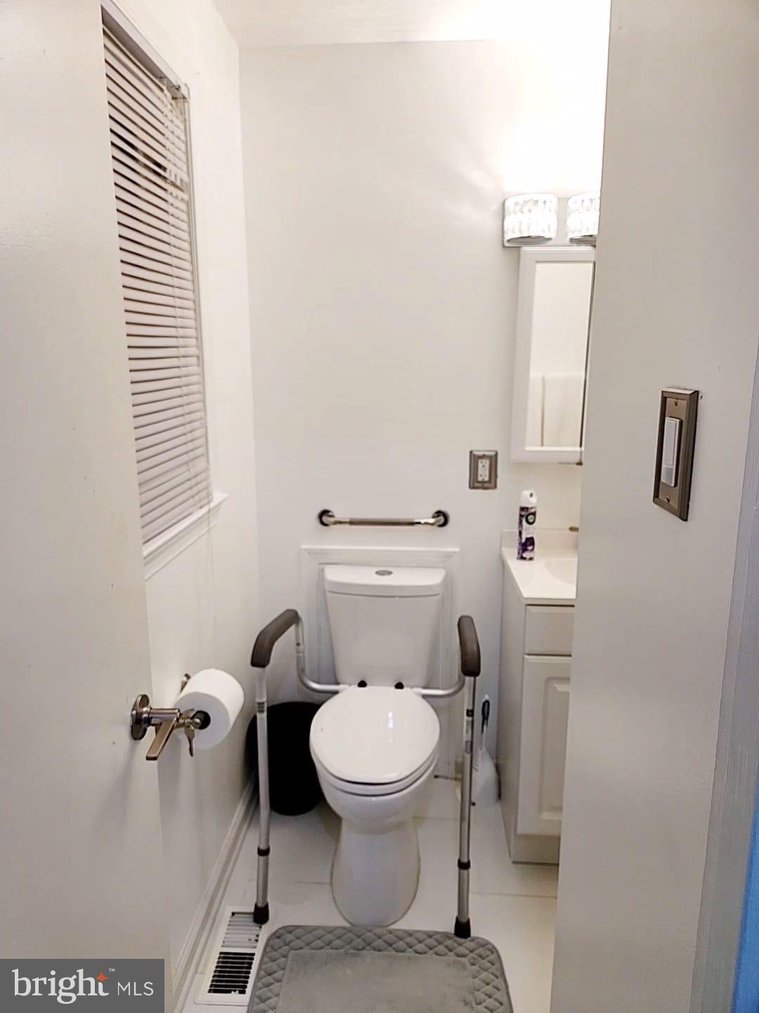 OLD FORT HILLS PLAT TWO - Residential Lease