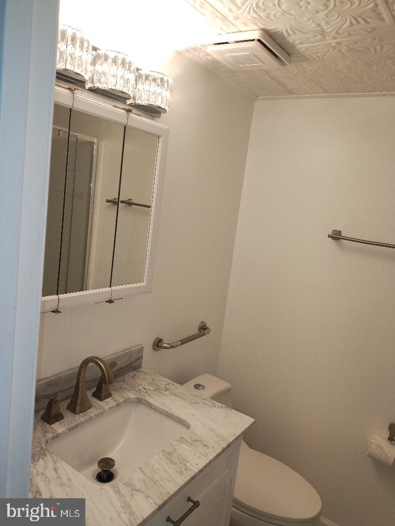 OLD FORT HILLS PLAT TWO - Residential Lease