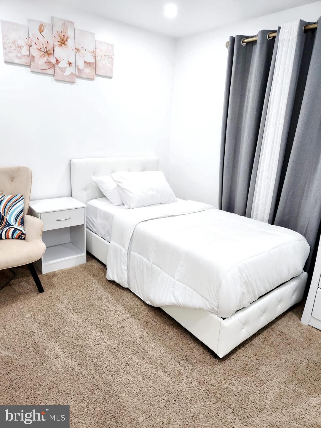 OLD FORT HILLS PLAT TWO - Residential Lease