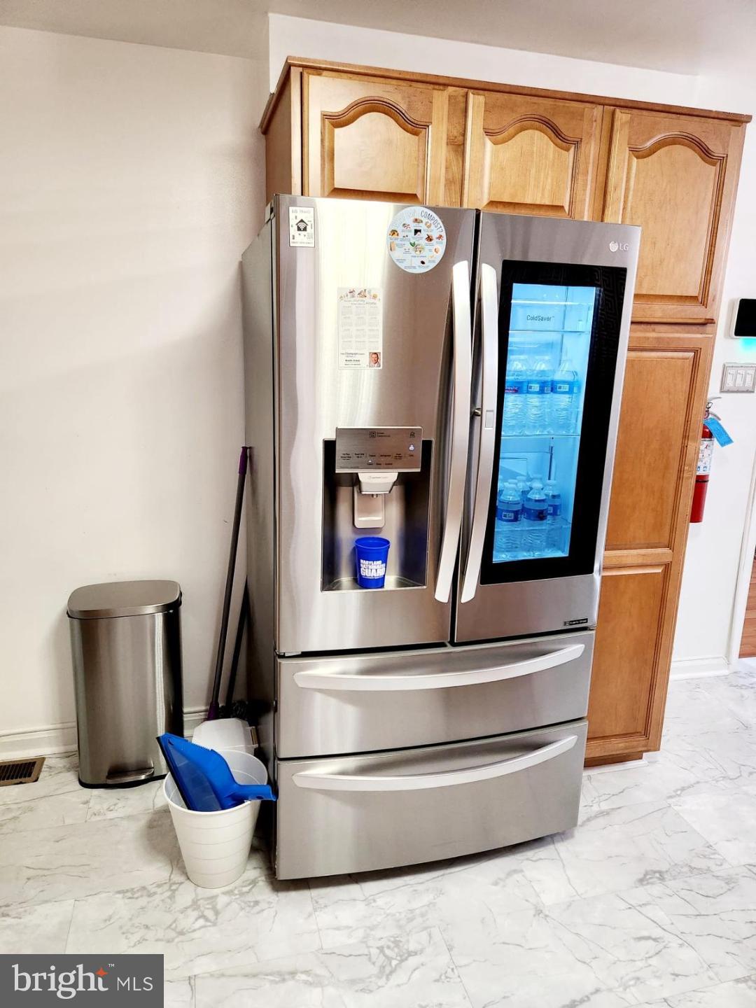 OLD FORT HILLS PLAT TWO - Residential Lease