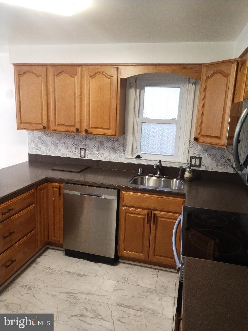 OLD FORT HILLS PLAT TWO - Residential Lease