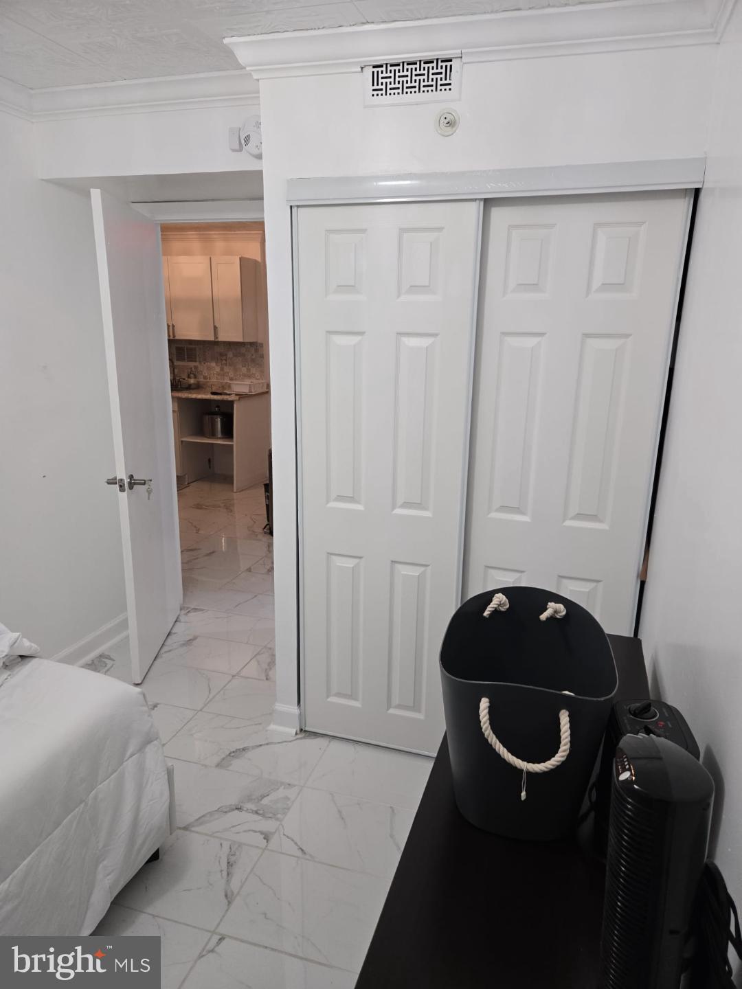 OLD FORT HILLS PLAT TWO - Residential Lease