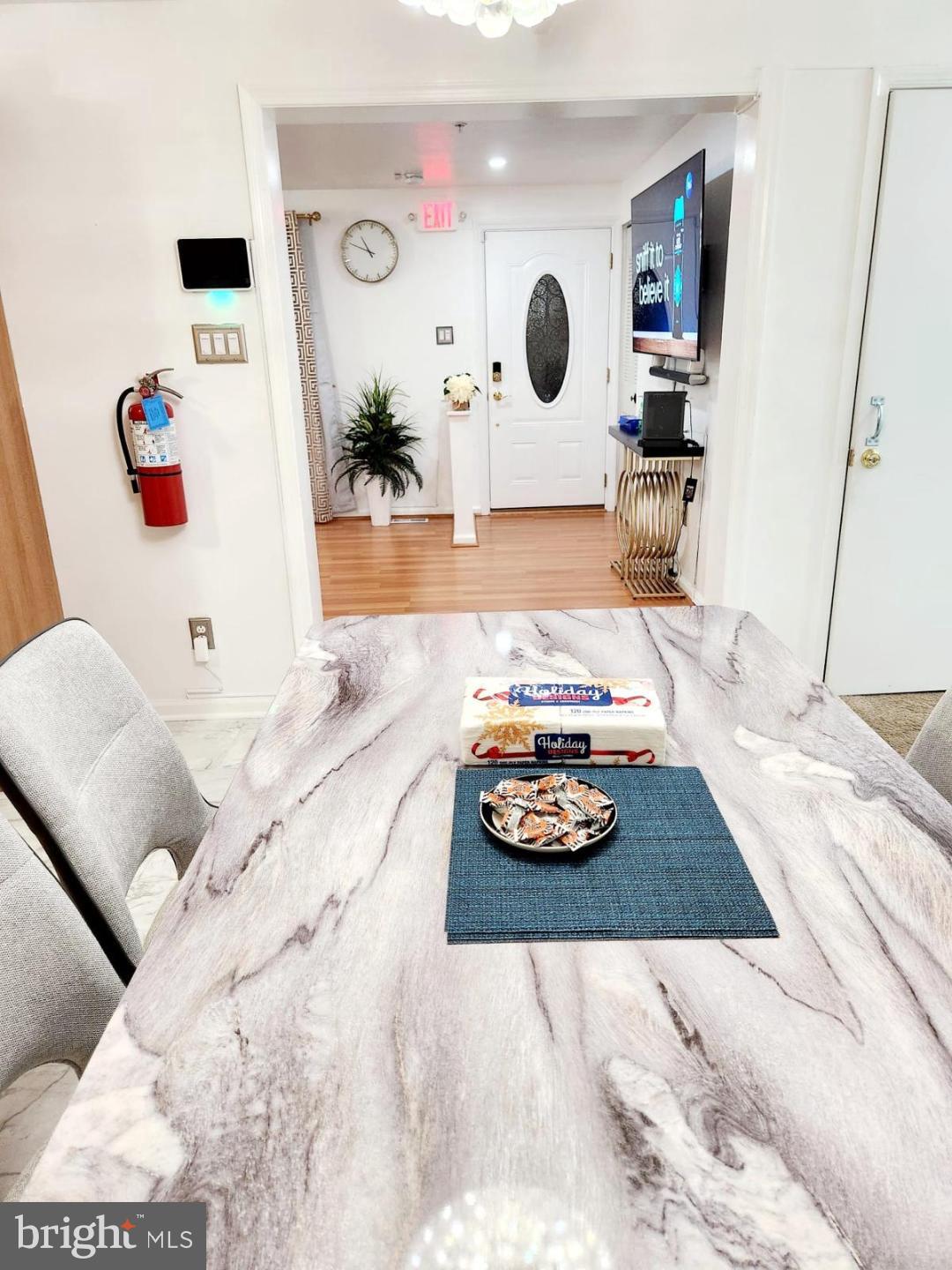 OLD FORT HILLS PLAT TWO - Residential Lease