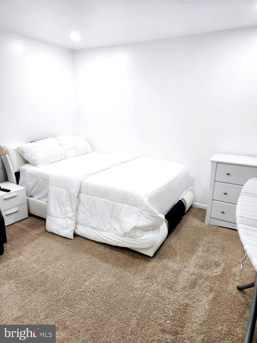 OLD FORT HILLS PLAT TWO - Residential Lease