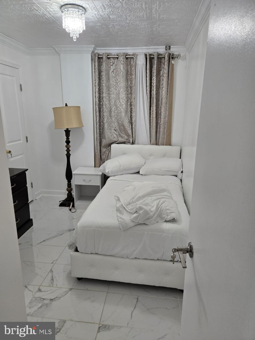 OLD FORT HILLS PLAT TWO - Residential Lease