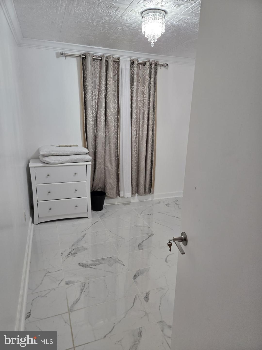 OLD FORT HILLS PLAT TWO - Residential Lease