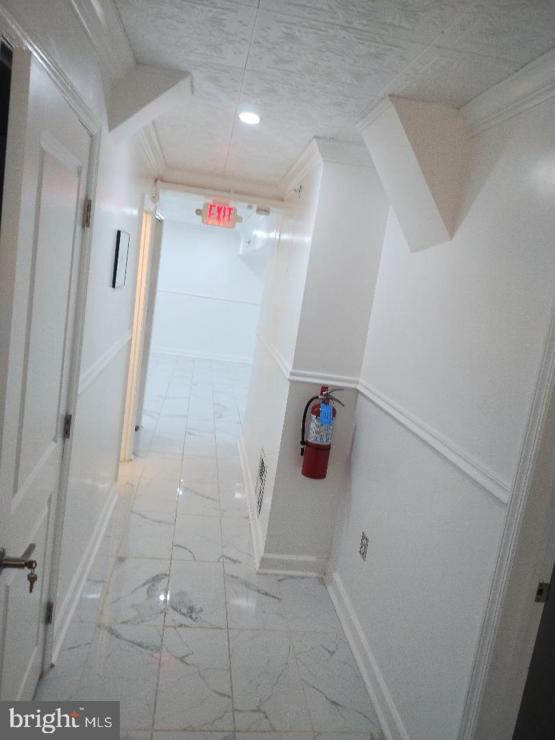 OLD FORT HILLS PLAT TWO - Residential Lease