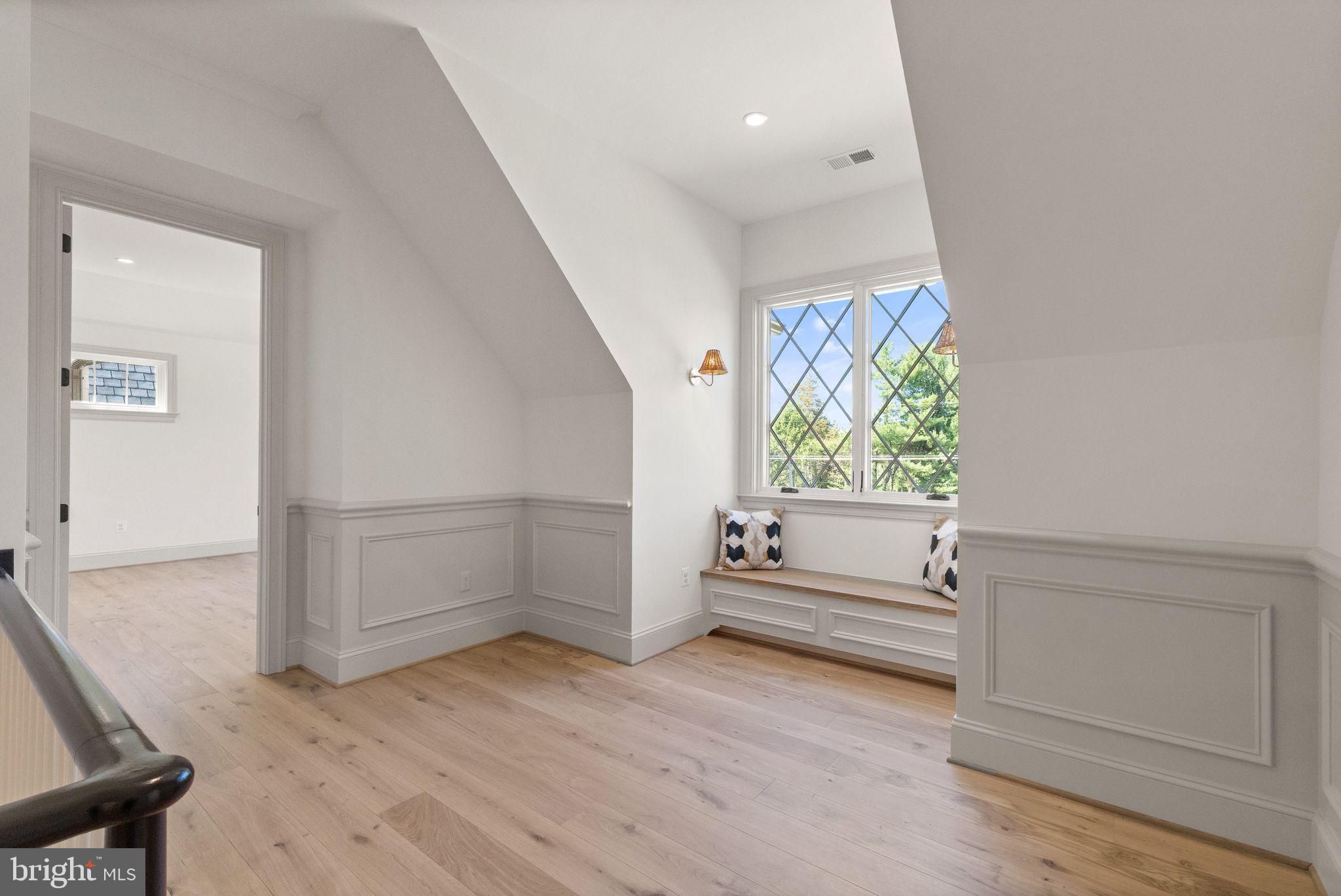 LANGLEY FOREST - Residential