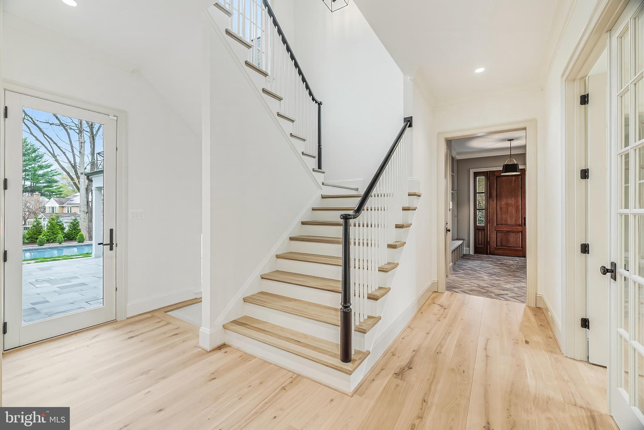 LANGLEY FOREST - Residential