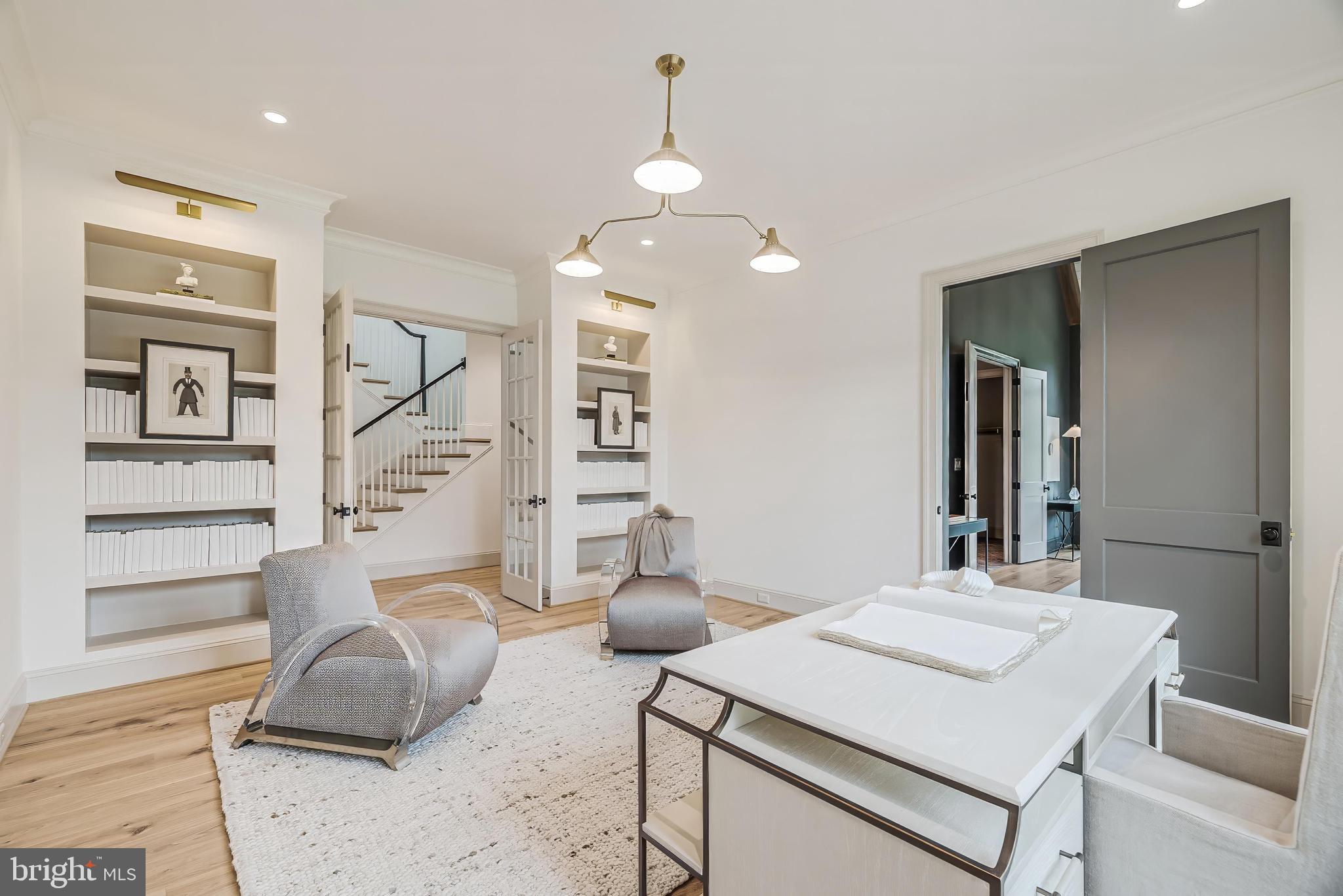 LANGLEY FOREST - Residential