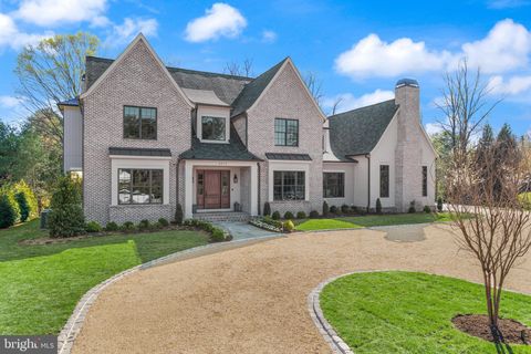 6913 BENJAMIN STREET MCLEAN VA 22101