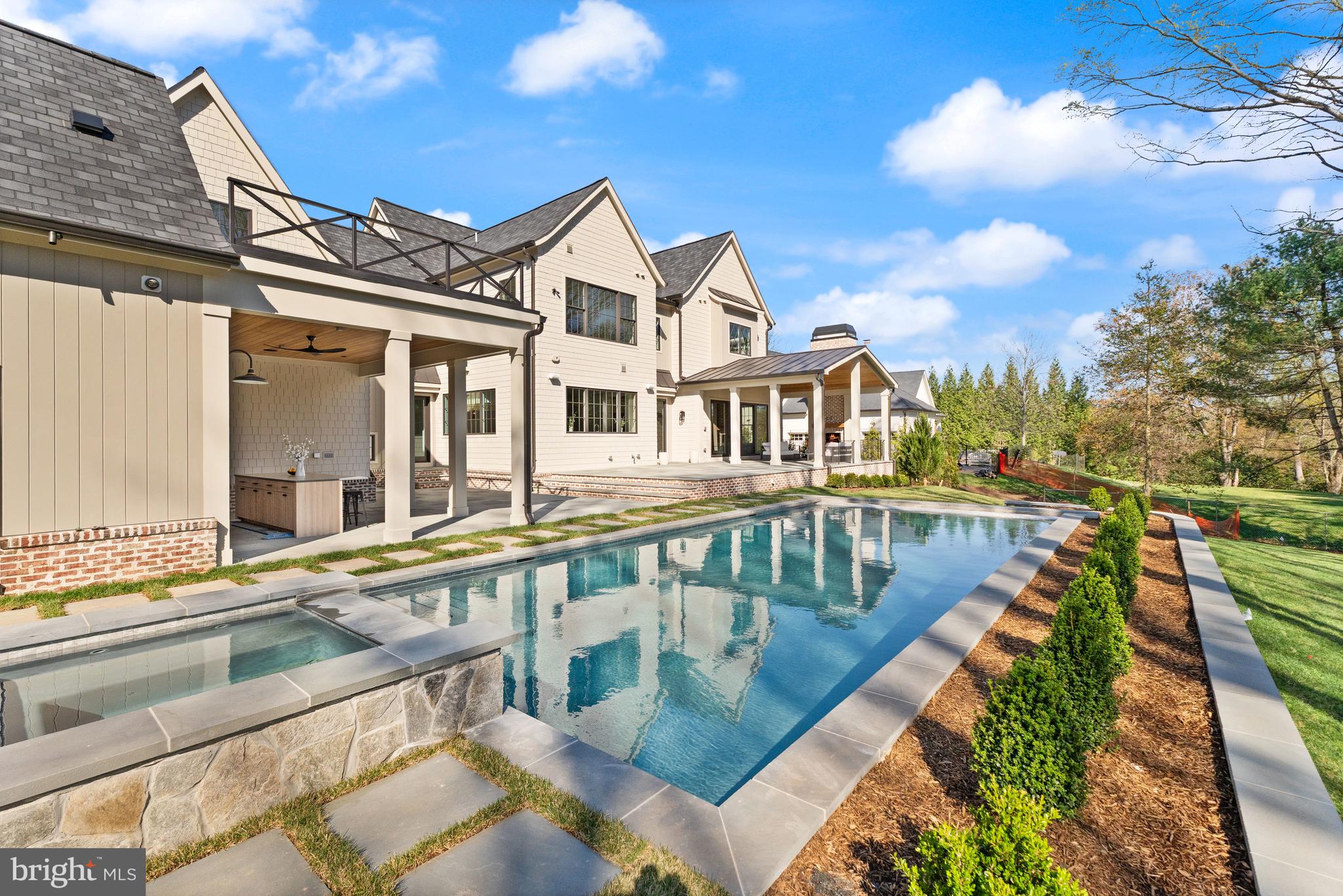 LANGLEY FOREST - Residential